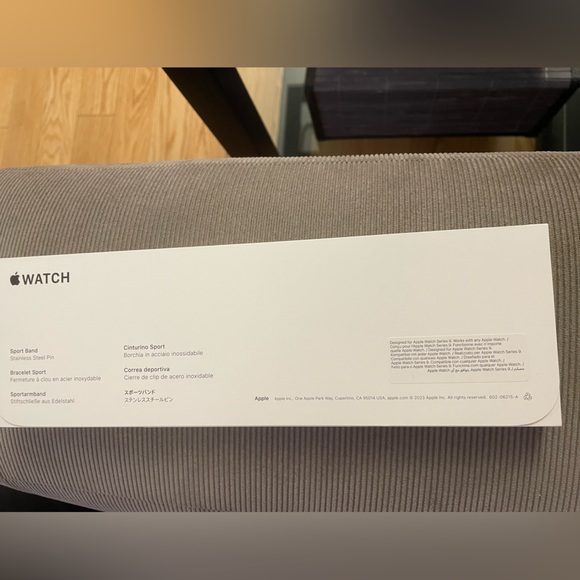 Apple Watch Starlight Sport Band 41mm S/M - Picture 6 of 7